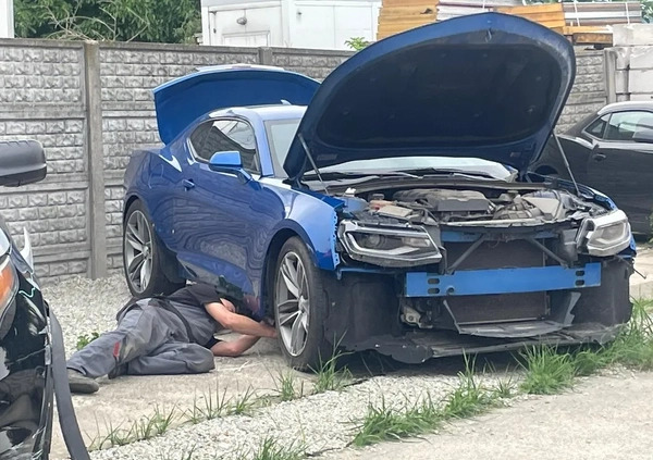 Chevrolet Camaro cena 97500 przebieg: 178313, rok produkcji 2017 z Śmigiel małe 211